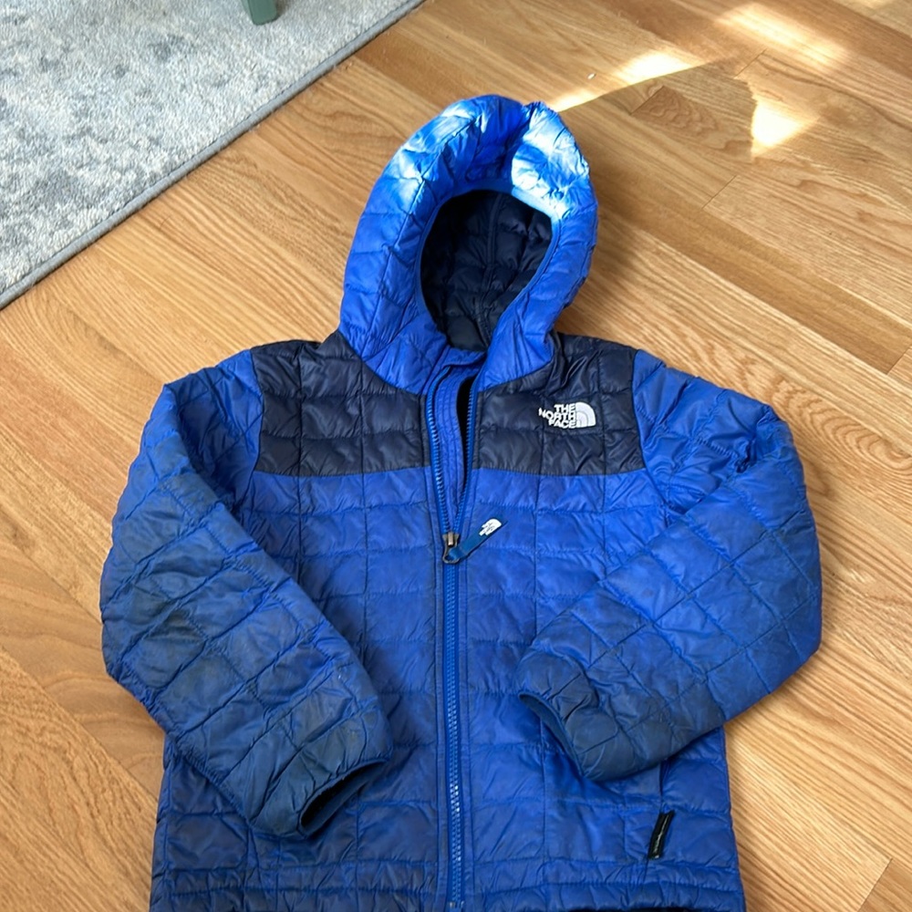 Boys north face thermoball coat size 6